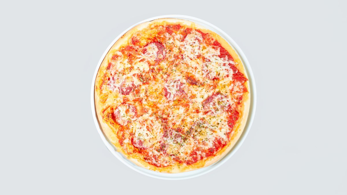 53. Pizza Sucuk
