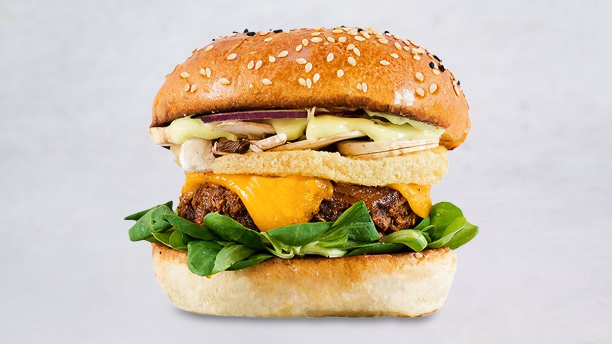 Vegan Hot Halloumi Burger